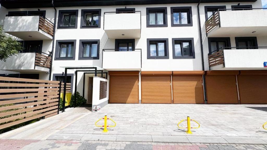 Apartamento With Balcony - Free Parking